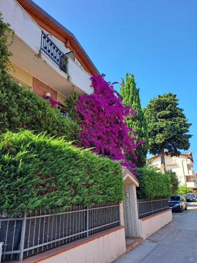 B&B Carlotta Montesilvano Marina Kültér fotó